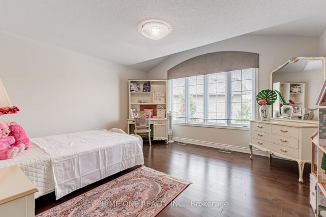 19 Ridgestone Dr, House other with 6 bedrooms, 5 bathrooms and 6 parking in Richmond Hill ON | Image 32