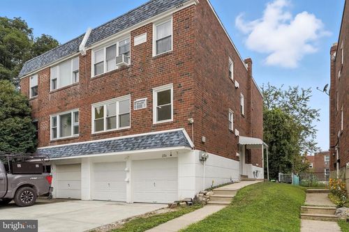 226 Lockart Ter, PHILADELPHIA, PA, 19116-3138 | Card Image