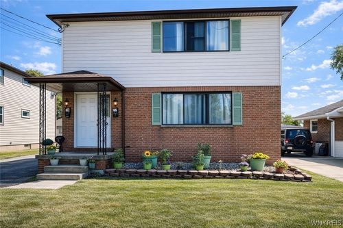 73 Knowlton Ave, Lackawanna, NY, 14218-3105 | Card Image