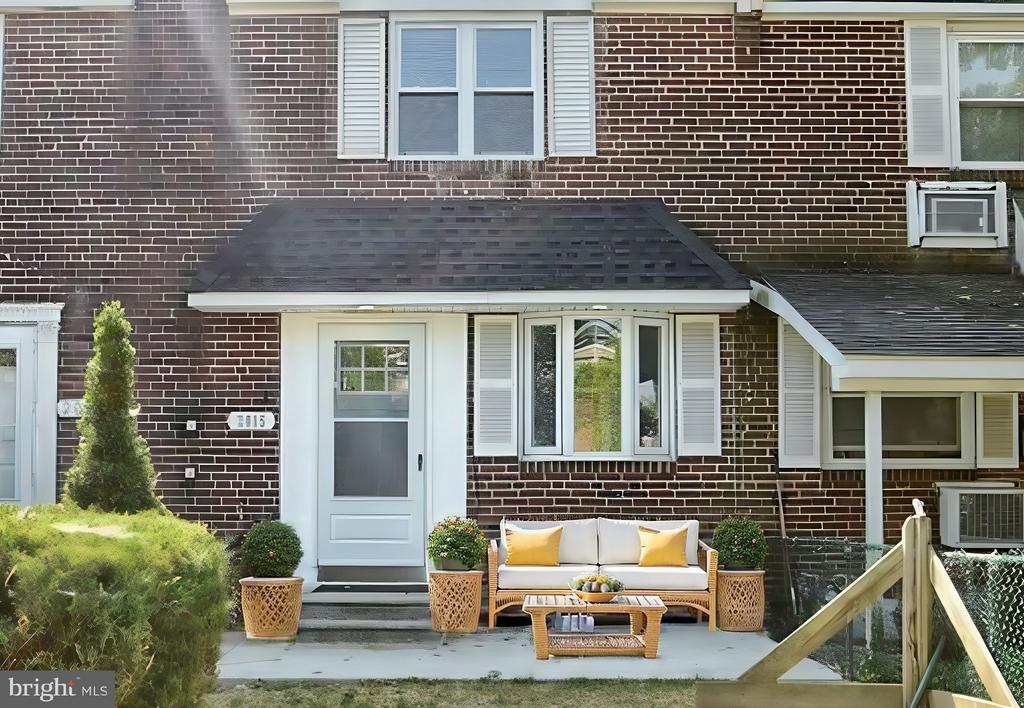 Delmar Dr, Folcroft, PA 19032