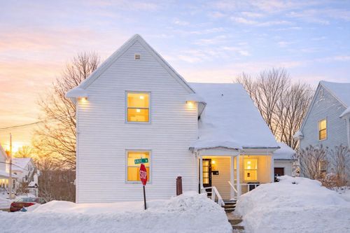 201 Knox Street, Rumford, ME, 04276 | Card Image