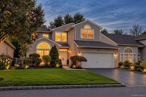 32 Hamlet Dr, Hauppauge, NY, 11788-3340 | Card Image