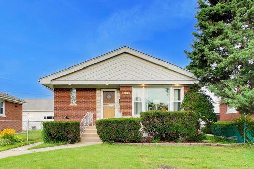 8048 N Oketo Ave, Niles, IL, 60714-2940 | Card Image