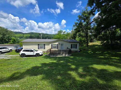547 Chris Barney Rd, Dryden, VA, 24243-8429 | Card Image