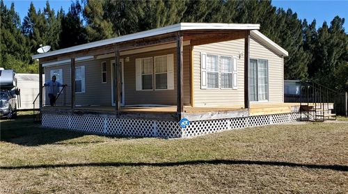 4998 Curlew Dr, SAINT JAMES CITY, FL, 33956-2825 | Card Image