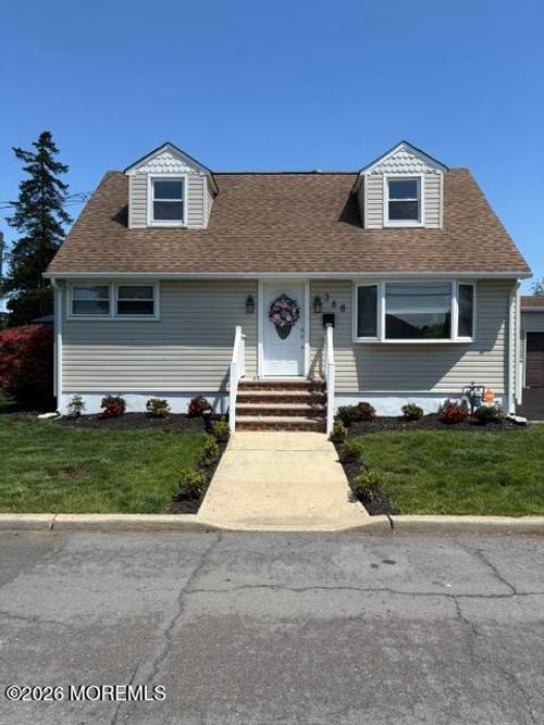 368 Sweetbriar St, Keyport, NJ, 07735-5172 | Card Image