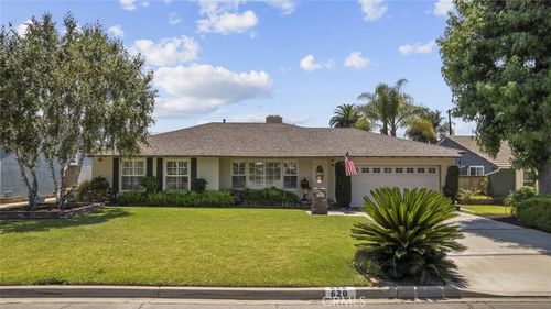 620 E Meda Ave, Glendora, CA, 91741-2757 | Card Image