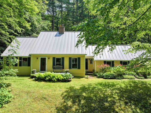 487 Burnham Dr, Middlebury, VT, 05753-9048 | Card Image