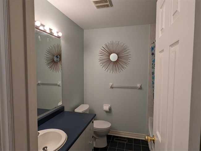 43 Foxchase Ave, House attached with 3 bedrooms, 4 bathrooms and 3 parking in Woodbridge ON | Image 6