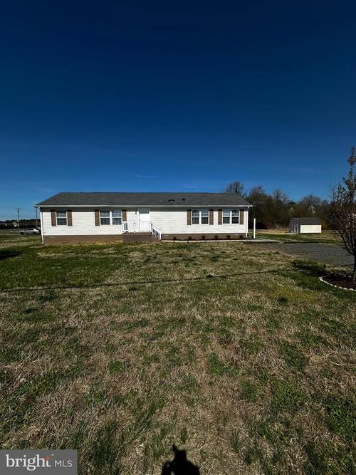 11433 Trussum Pond Rd, LAUREL, DE, 19956-3411 | Card Image