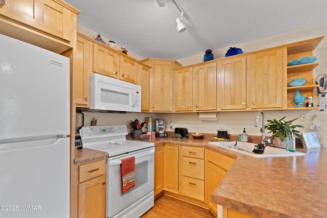 Kitchen | Image 5