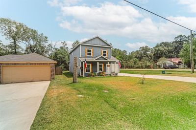 14750 Crockett Road, House other with 3 bedrooms, 2 bathrooms and null parking in Willis TX | Image 3