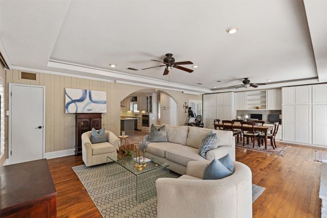 6931 Bob O Link Dr, House other with 3 bedrooms, 2 bathrooms and null parking in Dallas TX | Image 5