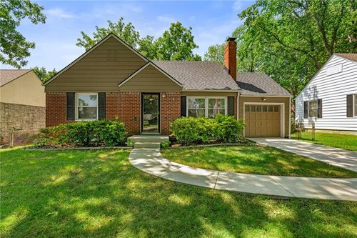 5430 Juniper Dr, Roeland Park, KS, 66205-2227 | Card Image