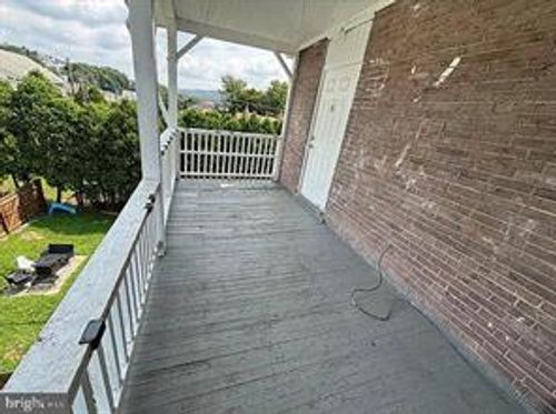 5-409 W Broad St, Tamaqua, PA, 18252-1841 | Card Image