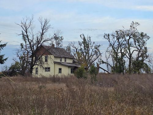 14968 12th St Se, Galesburg, ND, 58035-9424 | Card Image