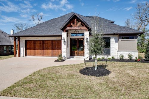3211 Pinyon Creek Dr, Bryan, TX, 77807-2365 | Card Image