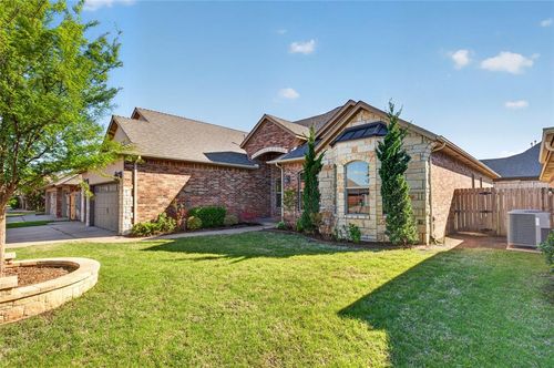 3905 Acoma Drive, Oklahoma City, OK, 73160 | Card Image