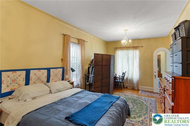 923 N Webster Ave, Home with 9 bedrooms, 5 bathrooms and 3 parking in Scranton PA | Image 23