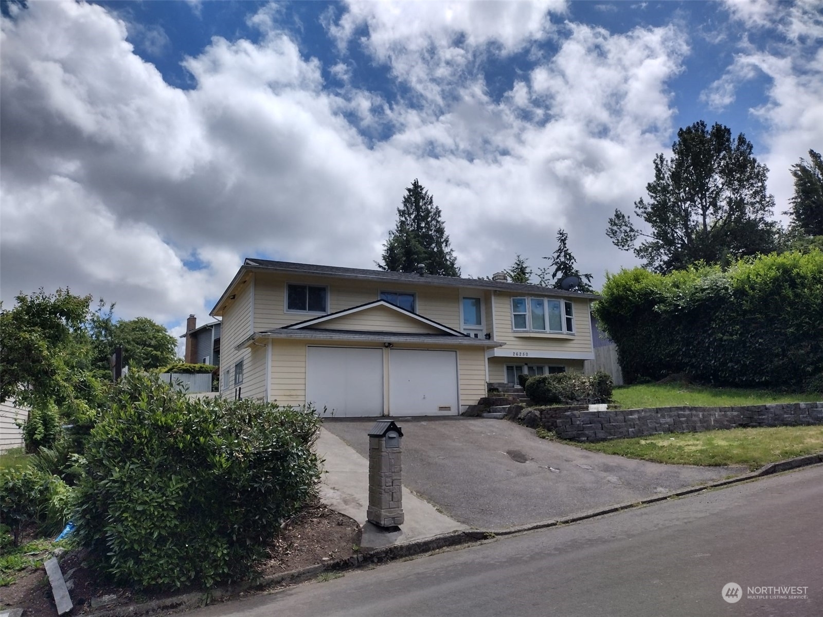 39th Pl, Kent, WA 98032