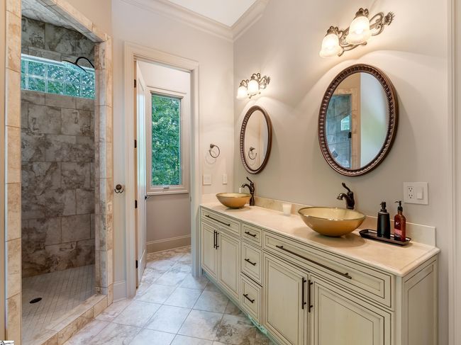 114 High Rock Ridge Dr, House other with 5 bedrooms, 6 bathrooms and 2 parking in Landrum SC | Image 17