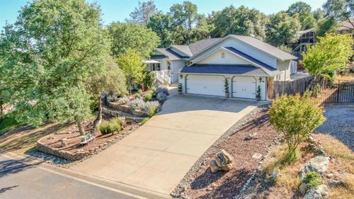 234 Mistletoe Ct, Angels Camp, CA, 95222-9639 | Card Image