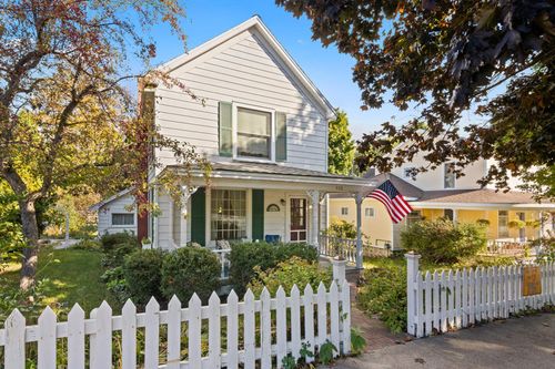 408 N Mill St, Northport, MI, 49670-5010 | Card Image