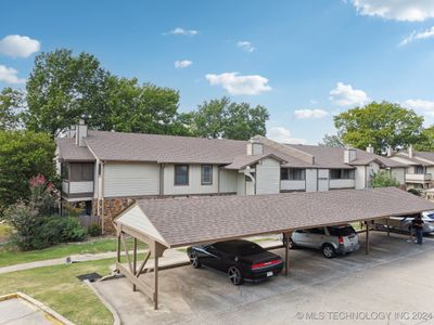 33B - 6362 S 80th East Avenue, Condo with 2 bedrooms, 2 bathrooms and null parking in Tulsa OK | Image 1