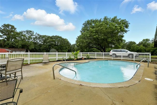 1566 S Robb St, House other with 2 bedrooms, 2 bathrooms and 3 parking in Trinity TX | Image 5