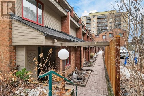 2-125 Springfield Road, Ottawa, ON, K1M1C5 | Card Image