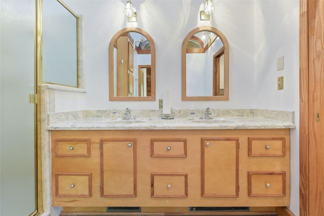 821 Ewing Rd, House other with 4 bedrooms, 2 bathrooms and null parking in Ferris TX | Image 15