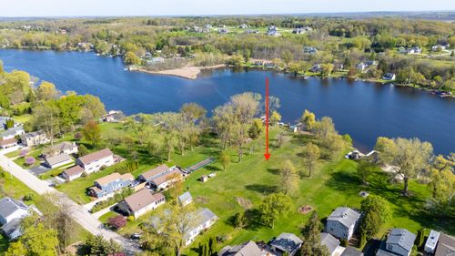3559 N Shore Dr, Hubertus, WI, 53033-9538 | Card Image