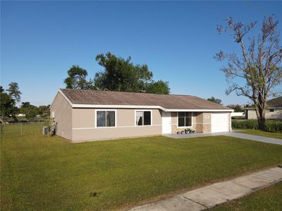 2555 Pan American Boulevard, House other with 3 bedrooms, 2 bathrooms and null parking in NORTH PORT FL | Image 3