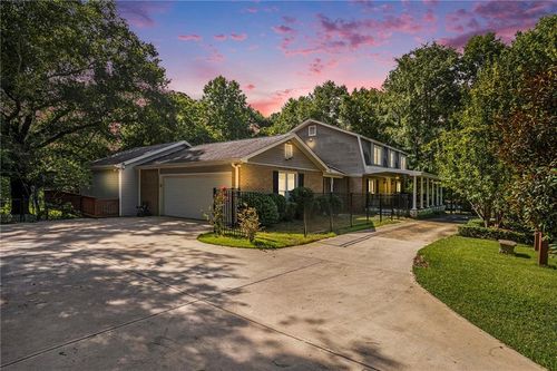 5230 W Shore Dr Sw, Conyers, GA, 30094-4738 | Card Image