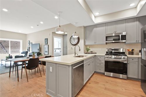 112-927 Deep Valley Dr, Rolling Hills Estates, CA, 90274-3808 | Card Image