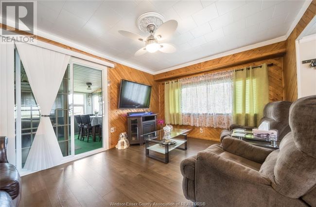 5 Elm Crt, Home with 2 bedrooms, 1 bathrooms and null parking in Mcgregor ON | Image 11