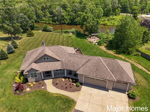 8298 Thornapple River Dr, Caledonia, MI, 49316-8309 | Card Image