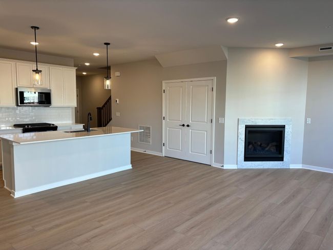 Elegant LVP | Image 7