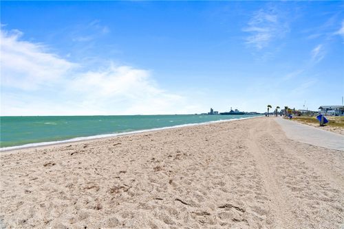 1224-3938 Surfside Blvd, Corpus Christi, TX, 78402-1414 | Card Image