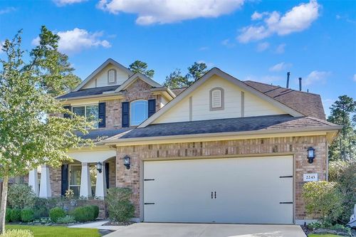 2243 Golden Laurel Drive, Conroe, TX, 77304 | Card Image