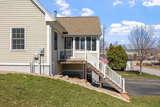 9 Memory Ln, Condo with 2 bedrooms, 1 bathrooms and null parking in Laconia NH | Image 7