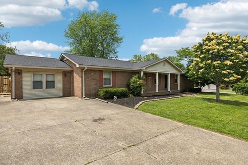 805 Springmont Dr, Hopkinsville, KY, 42240-3942 | Card Image