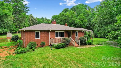 2305 Williams Rd, Matthews, NC, 28105-1960 | Card Image