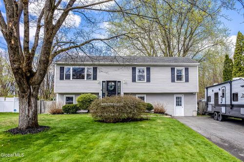 5 Dussault Dr, Latham, NY, 12110-2303 | Card Image