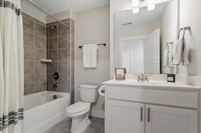 35-1304 Castlebay Rd [2296210]_35 | Image 25