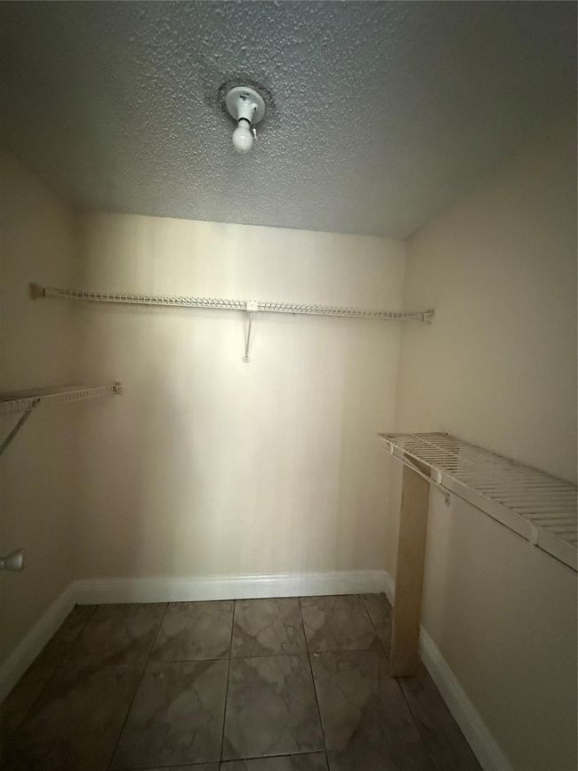 APT-91 - 4216 Inverrary Blvd, Townhouse with 2 bedrooms, 2 bathrooms and null parking in Lauderhill FL | Image 8