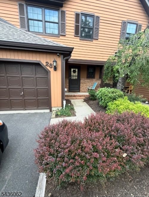23 Estate Rd, Hillsborough, NJ, 08844-1416 | Card Image