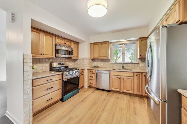 1606 Paula Ave, House other with 3 bedrooms, 2 bathrooms and 2 parking in Wheaton IL | Image 10