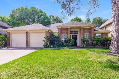 4910 Stone Harbor Dr, Friendswood, TX, 77546-2967 | Card Image
