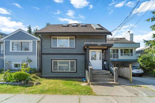 242 E 26th Ave, Vancouver, BC, V5V2H3 | Card Image